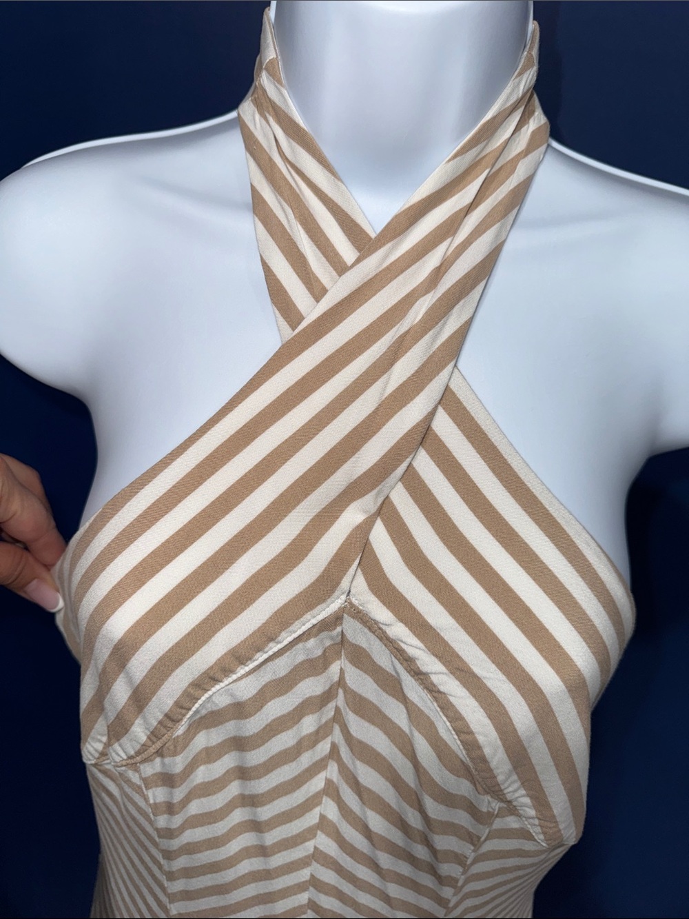 New York & Company - Beige Striped Halter Maxi Dress Size Small - Picture 8 of 16